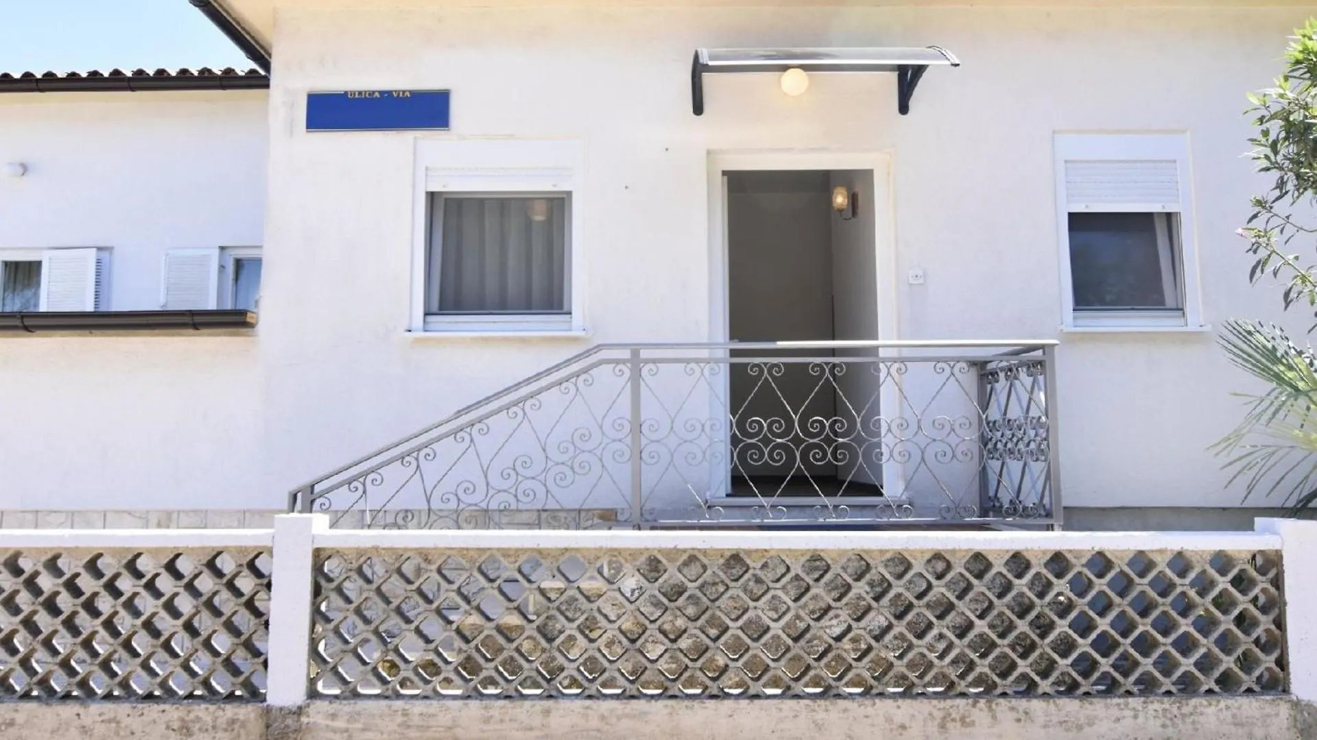 Lejlighed Schoene Wohnung In Umag Mit Kleiner Terrasse