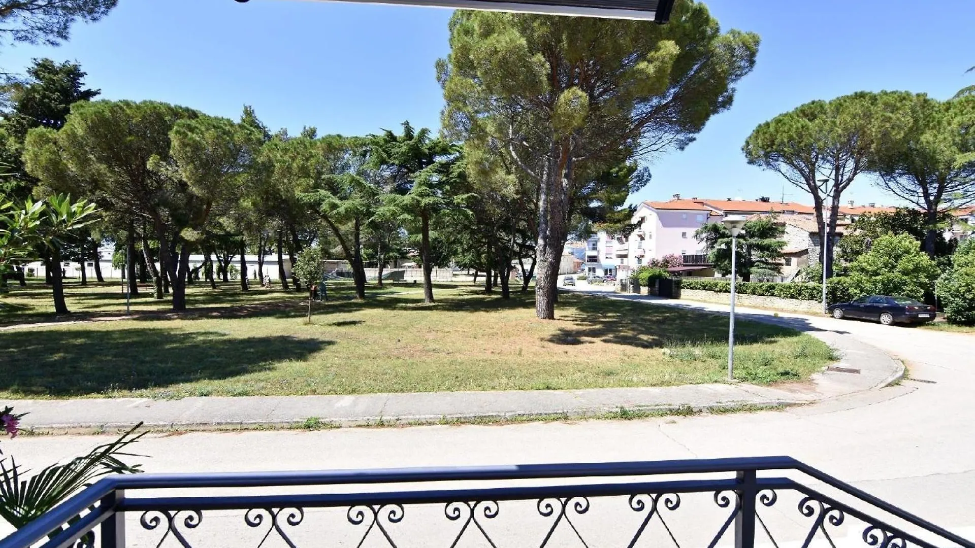 Schoene Wohnung In Umag Mit Kleiner Terrasse 0*,
